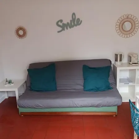 L'Escapade T3 Avec Terrasse Privative Appartement Lussac-les-Châteaux Buitenkant foto