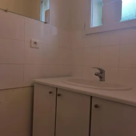 L'Escapade T3 Avec Terrasse Privative Appartement Lussac-les-Châteaux Buitenkant foto